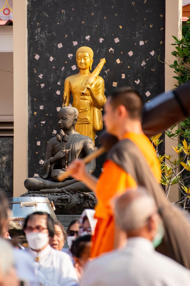 ภาพ No.295221:วันที่ 16 มกราคม พ.ศ. 2569 พิธีต้อนรับพระธรรมยาตรา อนุสรณ์สถานลำดับที่ 4 (ภาพชุดที่ 2) สถานที่เกิดด้วยกายธรรม ณ วัดโบสถ์บน ต.บางคูเวียง จ.นนทบุรี ในโครงการธรรมยาตรา กตัญญูบูชา มหาปูชนียาจารย์ พระมงคลเทพมุนี(สด จนฺทสโร) พระผู้ปราบมาร อนุสรณ์สถาน 7 แห่ง ปี