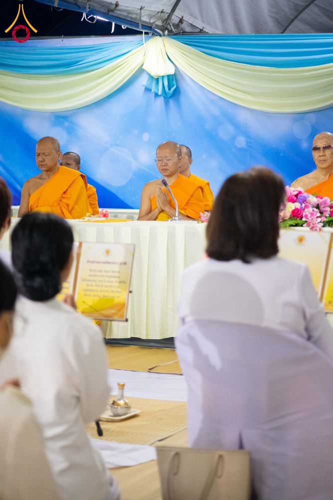 ภาพ No.290766:วันที่ 9 มกราคม พ.ศ. 2569 พิธีถวายภัตตาหารเป็นสังฆทาน แด่พระธรรมยาตรา ณ อนุสรณ์สถานคลองบางนางแท่น อ.สามพราน จ.นครปฐม ในโครงการธรรมยาตรา กตัญญูบูชา มหาปูชนียาจารย์ พระมงคลเทพมุนี(สด จนฺทสโร) พระผู้ปราบมาร อนุสรณ์สถาน 7 แห่ง ปีที่ 14