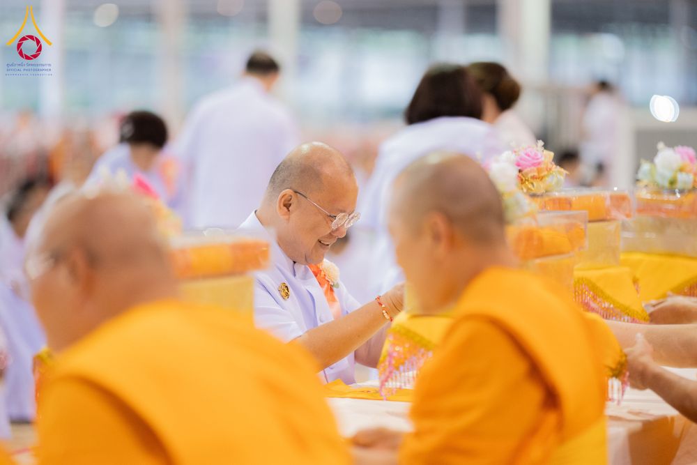 ภาพ No.279073:วันที่ 2 มกราคม พ.ศ.2569 พิธีถวายภัตตาหารเป็นสังฆทาน แด่พระธรรมยาตรา ณ วัดพระธรรมกาย ปทุมธานี ในโครงการธรรมยาตรา กตัญญูบูชา มหาปูชนียาจารย์ พระมงคลเทพมุนี(สด จนฺทสโร) พระผู้ปราบมาร อนุสรณ์สถาน 7 แห่ง ปีที่ 14