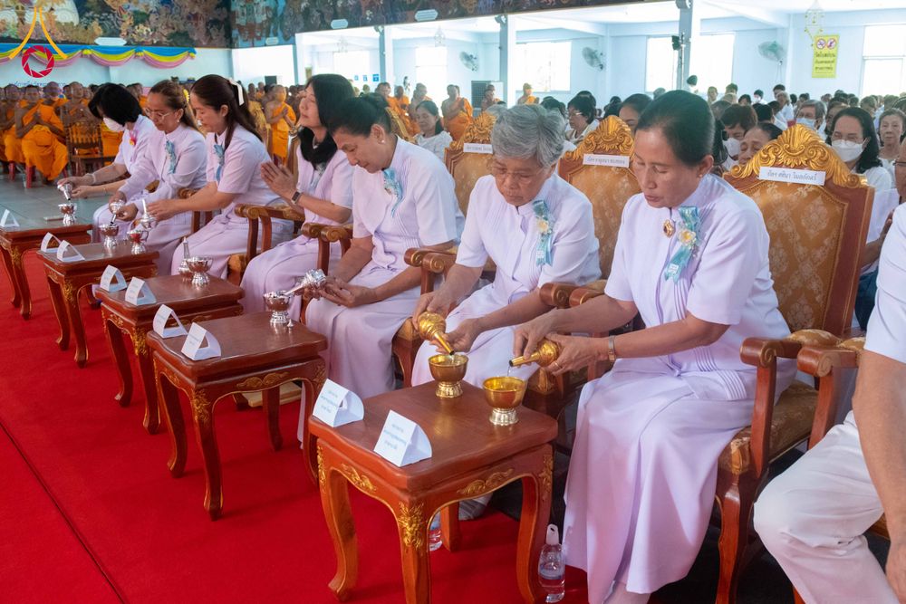 ภาพ No.295693:วันที่ 15 มกราคม พ.ศ. 2569 พิธีทอดผ้าป่าทำนุบำรุงศาสนสถาน ณ วัดโบสถ์บน ต.บางคูเวียง จ.นนทบุรี อนุสรณ์สถานลำดับที่ 4 สถานที่เกิดด้วยกายธรรม ในโครงการธรรมยาตรา กตัญญูบูชา มหาปูชนียาจารย์ พระมงคลเทพมุนี(สด จนฺทสโร) พระผู้ปราบมาร อนุสรณ์สถาน 7 แห่ง ปีที่ 14