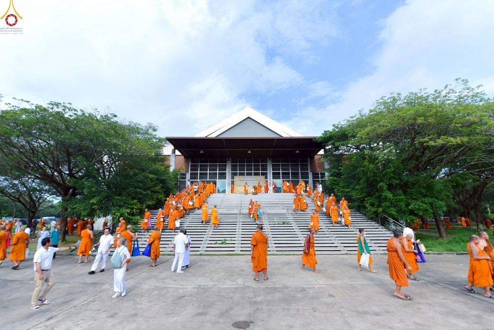 ภาพ No.231550:สัมมนาคณะสงฆ์ เพื่อการฟื้นฟูพระพุทธศาสนา  (ภาคตะวันออก 8 จังหวัด) ปราจีนบุรี ชลบุรี จันทบุรี ฉะเชิงเทรา นครนายก สระแก้ว ระยอง ตราด โครงการกฐินสามัคคีทั่วไทย 30,000 วัด ประจำปี พุทธศักราช 2568 ณ ศูนย์การศึกษาเขาแก้วเสด็จ  อาคารสภาธรรมทายาท  ต.บ้านนา อ.กบิ