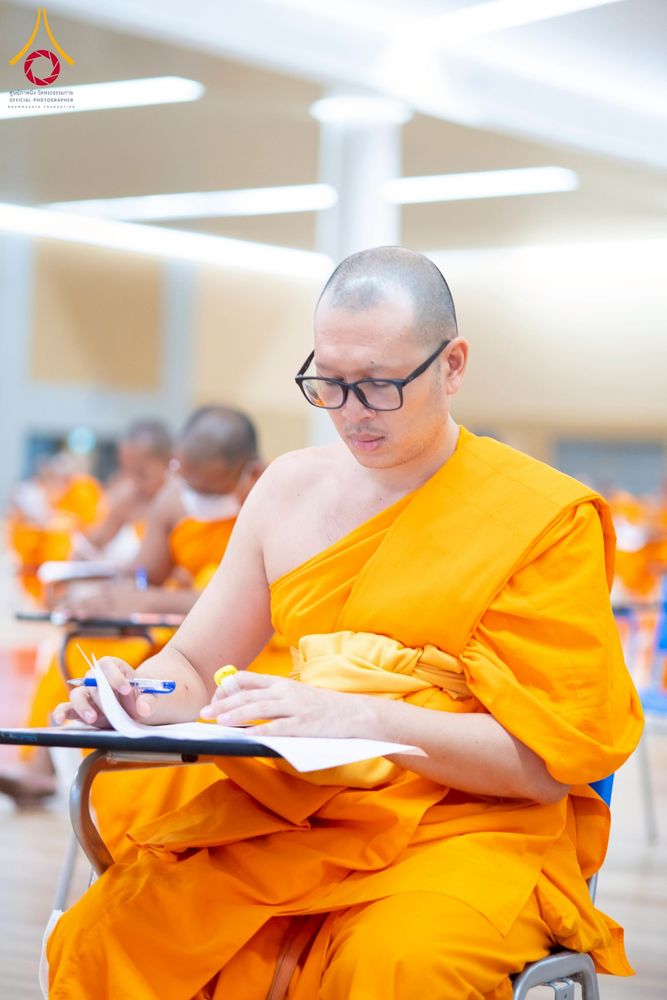 ภาพ No.267244:วันที่ 7 พฤศจิกายน พ.ศ. 2568 พิธีสอบธรรมสนามหลวง นักธรรมชั้นโท - เอก ณ สนามสอบวัดพระธรรมกาย