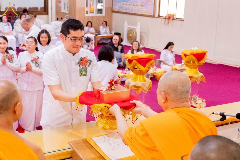 ภาพ No.274289:วันอาทิตย์ที่ 26 ตุลาคม พ.ศ. 2568  พิธีทอดกฐินธรรมชัย สร้างทุกสิ่ง ณ วัดพระธรรมกายออเรกอน ประเทศสหรัฐอเมริกา