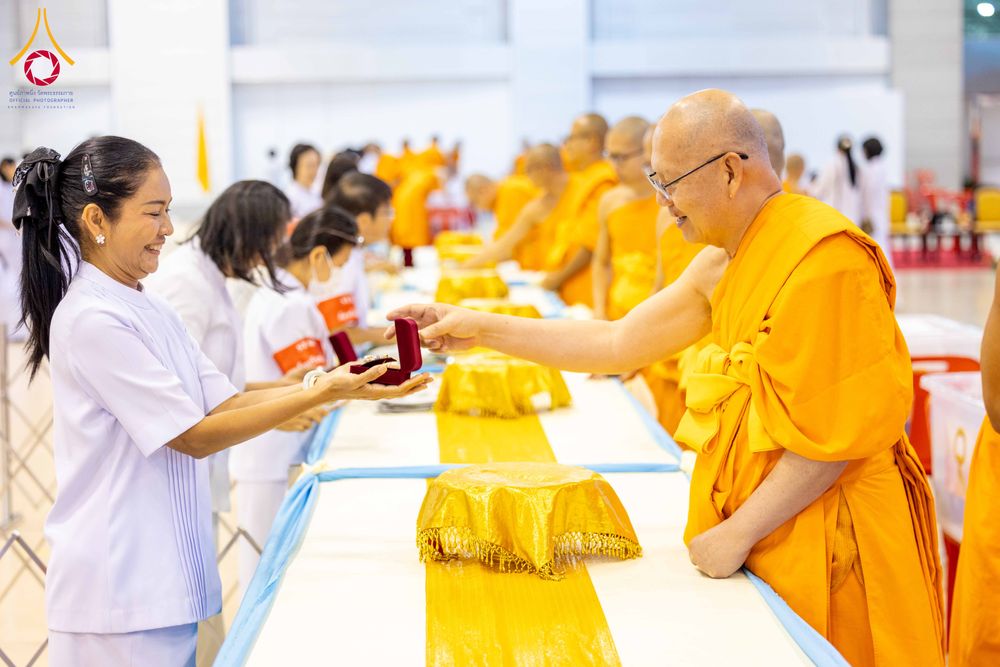 ภาพ No.308615:วันที่ 1 กุมภาพันธ์ พ.ศ. 2569 สัมมนาพิเศษ พิธีมอบพระราชเหล็ก ณ ห้องแก้วสารพัดนึก1 วัดพระธรรมกาย จ.ปทุมธานี