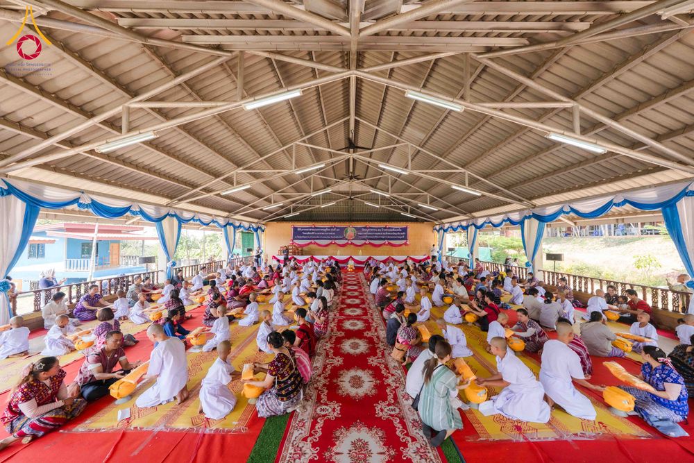 ภาพ No.317685:วันพฤหัสบดีที่ ๒ เมษายน พ.ศ.๒๕๖๙ พิธีบรรพชาสามเณรภาคฤดูร้อน น้อมบูชาธรรมอายุวัฒนมงคล ๘๒ ปี หลวงพ่อธัมมชโย และ ถวายเป็นพระราชกุศลแด่ สมเด็จพระกนิษฐาธิราชเจ้ากรมสมเด็จพระเทพรัตน์ราชสุดาฯ สยามบรมราชกุมารี รุ่นที่ ๑๓ ณ วัดทุ่งเจริญธรรม อำเภออมก๋อย จังหวัดเชี