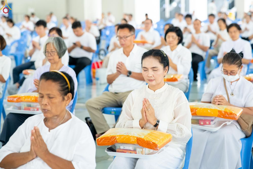 ภาพ No.343097:วันที่ 13 สิงหาคม พ.ศ.2569 พิธีบุพเปตพลี ครั้งที่ 186 ร่วมอุทิศส่วนกุศล แด่หมู่ญาติผู้ล่วงลับไปแล้ว และเป็นปัจจัยสนับสนุน การเผยแผ่พระพุทธศาสนา ณ หอฉันคุณยายอาจารย์ วัดพระธรรมกาย