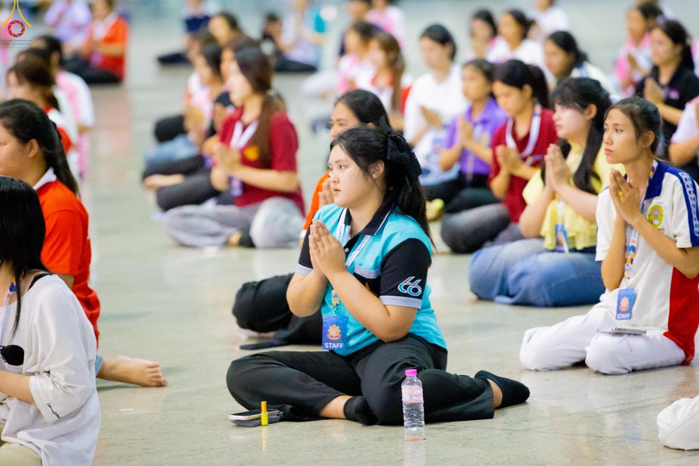 ภาพ No.325527:วันที่ 21-22 เมษายน พ.ศ.2569 การอบรมจิตอาสาเพื่อจัดเตรียมภัตตาหาร และจัดงานถวายมหาสังฆทานแด่ คณะสงฆ์ 40,000 กว่าวัดทั่วประเทศ ณ วัดพระธรรมกาย