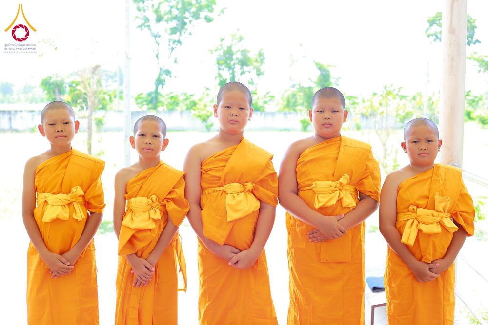 ภาพ No.319685:วันเสาร์ที่ 4 เมษายน พ.ศ.2569 พิธีขอขมา มอบผ้าไตร บรรพชาสามเณร ศูนย์อบรมเยาวชนนครปฐม