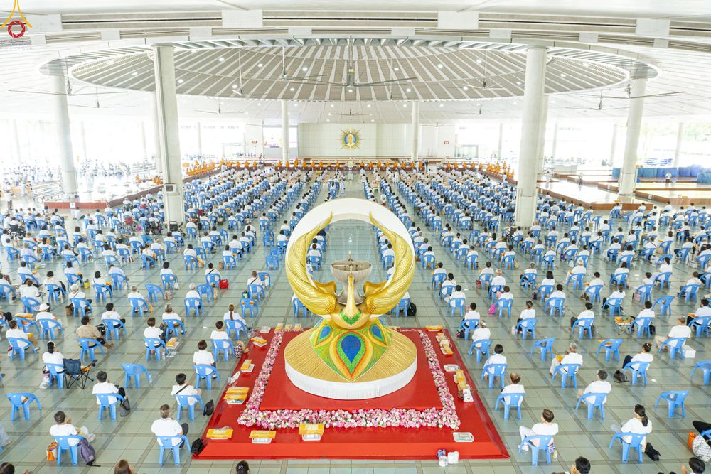 ภาพ No.317628:วันพฤหัสบดีที่ 2 เมษายน พ.ศ.2569 พิธีบุพเปตพลี ครั้งที่ 180 ณ หอฉันคุณยายอาจารย์ฯ วัดพระธรรมกาย