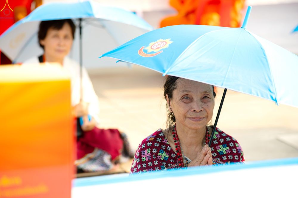 ภาพ No.324656:วันที่ 22 เมษายน พ.ศ.2569 (วันคุ้มครองโลก) บรรยากาศสาธุชน ในงานถวายมหาสังฆทาน 40,000 กว่าวัดทั่วประเทศ ณ ลานธรรม วัดพระธรรมกาย