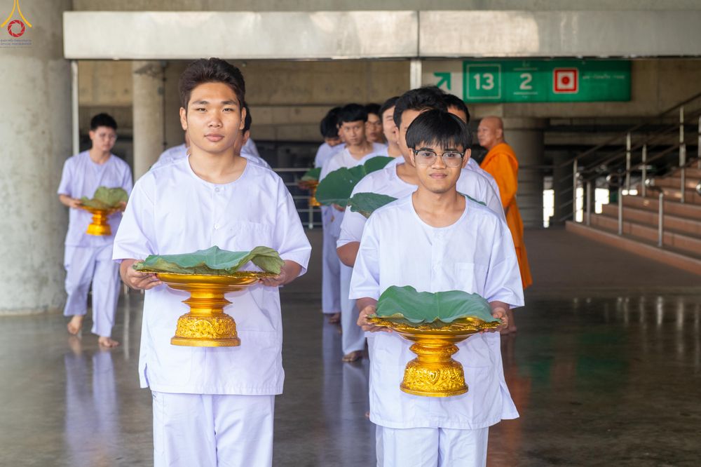 ภาพ No.319274:วันเสาร์ที่ 4 เมษายน พ.ศ.2569 พิธีปลงผมนาคธรรมทายาท โครงการอุปสมบทหมู่ธรรมทายาท ระดับอุดมศึกษา รุ่นที่ 53 ภาคฤดูร้อน ณ มหารัตนวิหารคด 13 วัดพระธรรมกาย