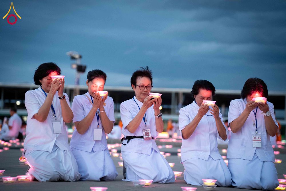 ภาพ No.345797:วันพฤหัสบดีที่ 27 สิงหาคม พ.ศ.2569 พิธีจุดประทีป เนื่องในวันธรรมชัย ณ วัดพระธรรมกาย ปทุมธานี