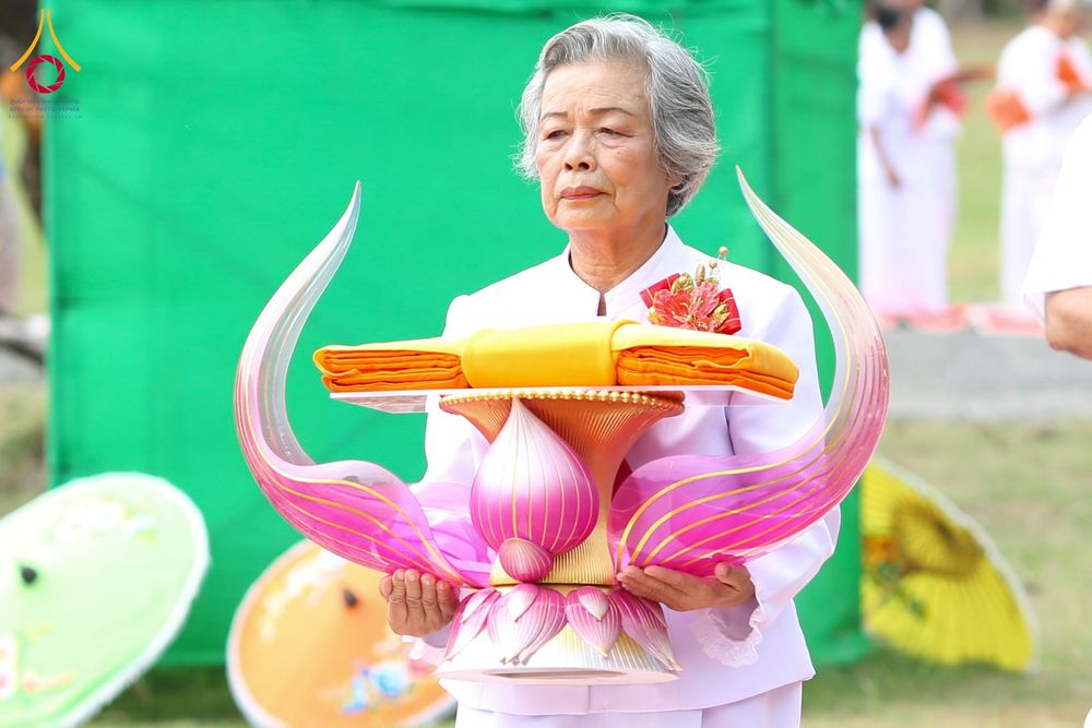 ภาพ No.340901:วันเสาร์ที่ 25 กรกฏาคม พ.ศ.2569 พิธีทอดผ้าป่าสามัคคี ปฐมฤกษ์ เปิดป้ายตั้งองค์ประธาน ณ ศูนย์ธรรมอุทยานสุขสดใส อ.จอมทอง จ.เชียงใหม่