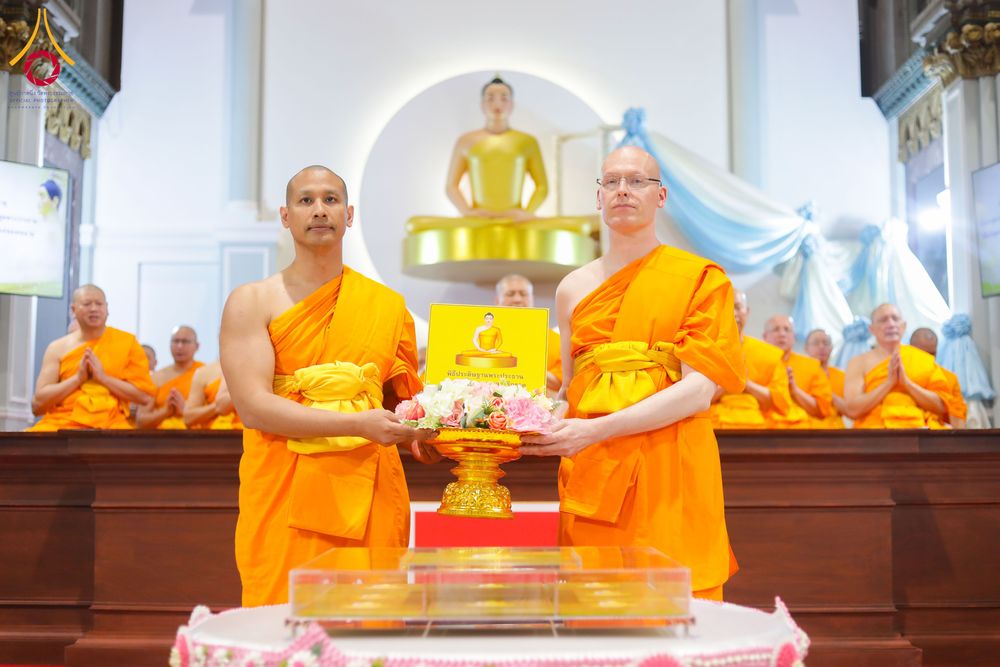 ภาพ No.329727:วันที่ 16 พฤษภาคม พ.ศ.2569 พิธีประดิษฐานพระประธาน และบรรจุพระบรมสารีริกธาตุ เนเธอร์เเลนด์