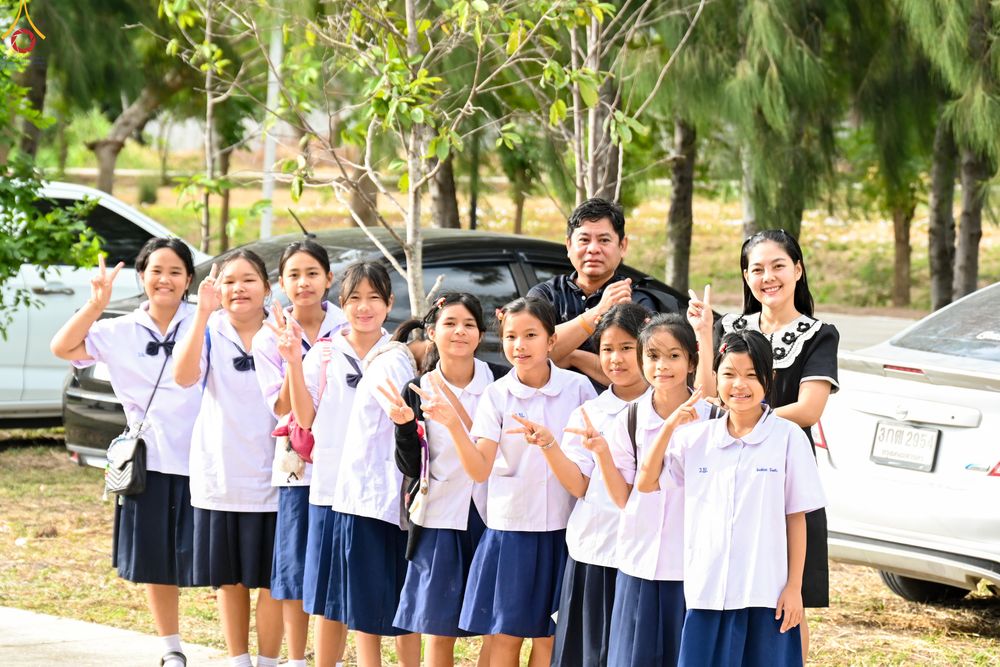 ภาพ No.283872:วันที่ 18 พฤศจิกายน พ.ศ. 2568 พิธีทอดกฐินสามัคคีทั่วไทย 30,000 วัด  โดยคณะศิษยานุศิษย์ บูชาธรรม 81 ปี  หลวงพ่อธัมมชโย  ณ วัดสวายสอ จ.บุรีรัมย์