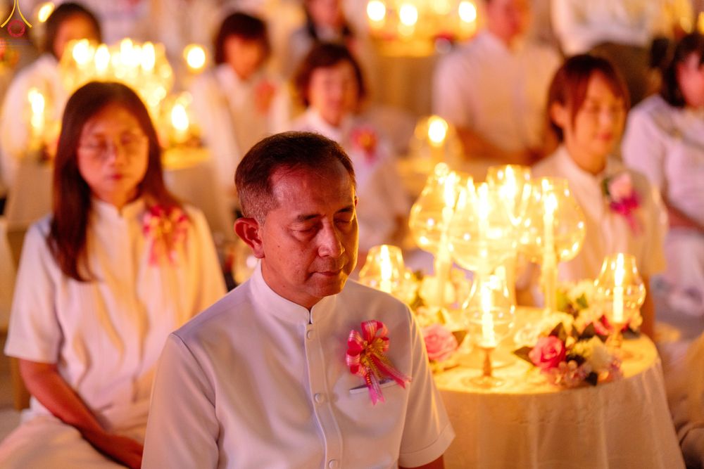 ภาพ No.292150:วันที่ 10 มกราคม พ.ศ. 2569 พิธีจุดประทีปถวายเป็นพุทธบูชา และบูชาธรรมมหาปูชนียาจารย์  ณ อนุสรณ์สถานคลองบางนางแท่น อ.สามพราน จ.นครปฐม ในโครงการธรรมยาตรา กตัญญูบูชา มหาปูชนียาจารย์ พระมงคลเทพมุนี(สด จนฺทสโร) พระผู้ปราบมาร อนุสรณ์สถาน 7 แห่ง ปีที่ 14