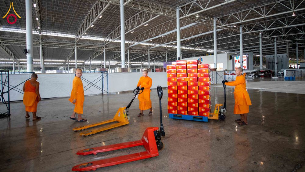 ภาพ No.316003:วันที่ 24 - 27 มีนาคม พ.ศ.2569 การเตรียมงานมหาสังฆทาน 40,000 กว่าวัดทั่วไทย วันคุ้มครองโลก 22 เมษายน พ.ศ.2569