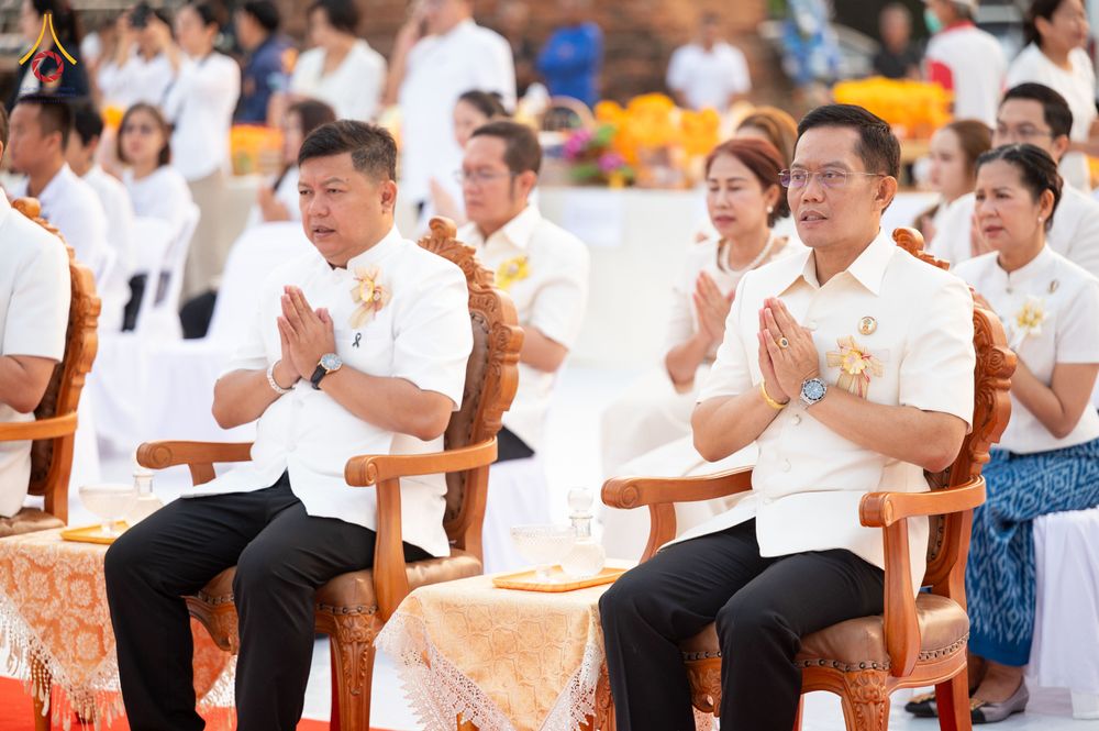 ภาพ No.318013:วันเสาร์ที่ 4 เมษายน พ.ศ. 2569 งานทำบุญเมืองใจกลางอยุธยา  ตักบาตรพระ 1,109 รูป ณ ถนนชีกุน หน้าวัดมหาธาตุ และวัดราชบูรณะ