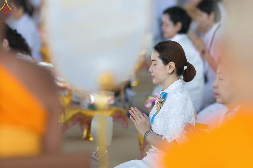 ภาพ No.348261:วันที่ 10 กันยายน พ.ศ.2569 พิธีสวดพระพุทธมนต์ และถวายภัตตาหารเป็นสังฆทาน เนื่องในวันครบ 26 ปี วันคล้ายละสังขาร คุณยายอาจารย์มหารัตนอุบาสิกาจันทร์ ขนนกยูง ณ หอฉันคุณยายอาจารย์ฯ วัดพระธรรมกาย