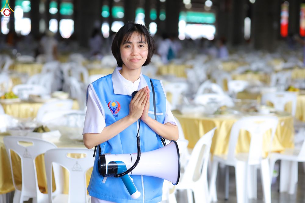 ภาพ No.325841:วันที่ 22 เมษายน พ.ศ.2569(วันคุ้มครองโลก) งานถวายมหาสังฆทาน 40,000 กว่าวัดทั่วประเทศ เจ้าหน้าที่ สาธุชน ร่วมใจจัดเตรียมภัตตาหารเพล (ชุด 2)