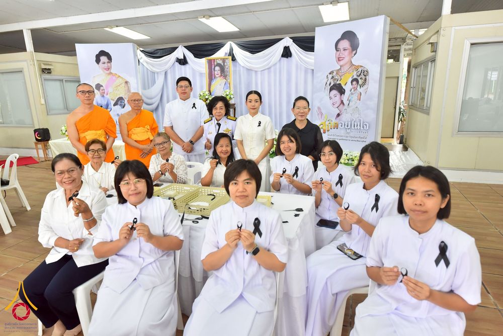 ภาพ No.267660:วันที่ 7 พฤศจิกายน พ.ศ. 2568 พสกนิกรอำเภอคลองหลวง รวมใจบำเพ็ญกุศลปัณรสมวาร (15 วัน) อุทิศถวายเป็นพระราชกุศลแด่ “สมเด็จพระพันปีหลวง” ณ วัดพระธรรมกาย