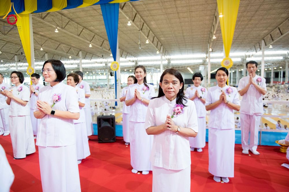 ภาพ No.261307:วันอาทิตย์ที่ 5 ตุลาคม พ.ศ. 2568 พิธีจุดเทียนใจ ไฟนิรันด์ อนันตชัย ณ สภาธรรมกายสากล วัดพระธรรมกาย