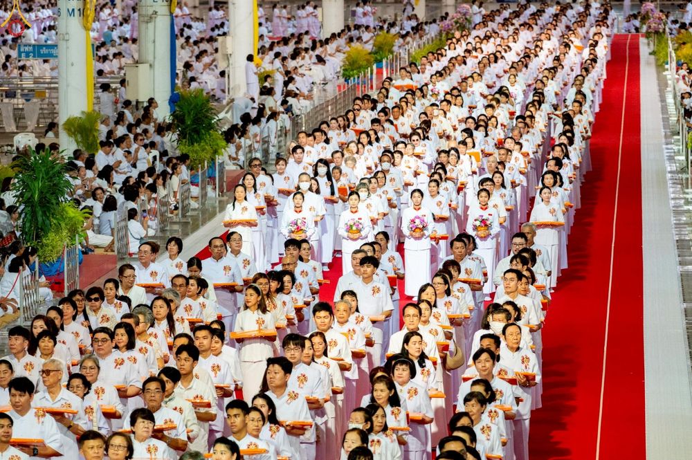 ภาพ No.244027:วันอาทิตย์ที่ 7 กันยายน พ.ศ. 2568 พิธีทอดผ้าป่าสมทบกฐินวัดพระธรรมกาย และสมทบกฐิน 30,000 วัดทั่วไทย ครั้งที่ 2 ณ ห้องแก้วสารพัดนึก 1 วัดพระธรรมกาย