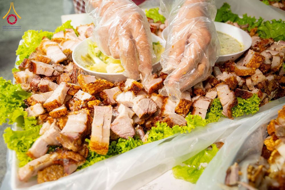 ภาพ No.291290:วันที่ 10 มกราคม พ.ศ. 2569 พิธีถวายภัตตาหารเป็นสังฆทาน แด่พระธรรมยาตรา ณ อนุสรณ์สถานคลองบางนางแท่น อ.สามพราน จ.นครปฐม ในโครงการธรรมยาตรา กตัญญูบูชา มหาปูชนียาจารย์ พระมงคลเทพมุนี(สด จนฺทสโร) พระผู้ปราบมาร อนุสรณ์สถาน 7 แห่ง ปีที่ 14