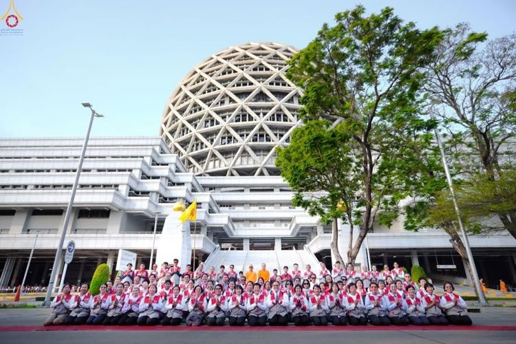 ภาพ No.306517:ภาพเบื้องหลังอาสาสมัครรวมใจ ชุดที่ 5 ในโครงการธรรมยาตรา กตัญญูบูชา มหาปูชนียาจารย์ พระมงคลเทพมุนี(สด จนฺทสโร) พระผู้ปราบมาร อนุสรณ์สถาน 7 แห่ง ปีที่ 14