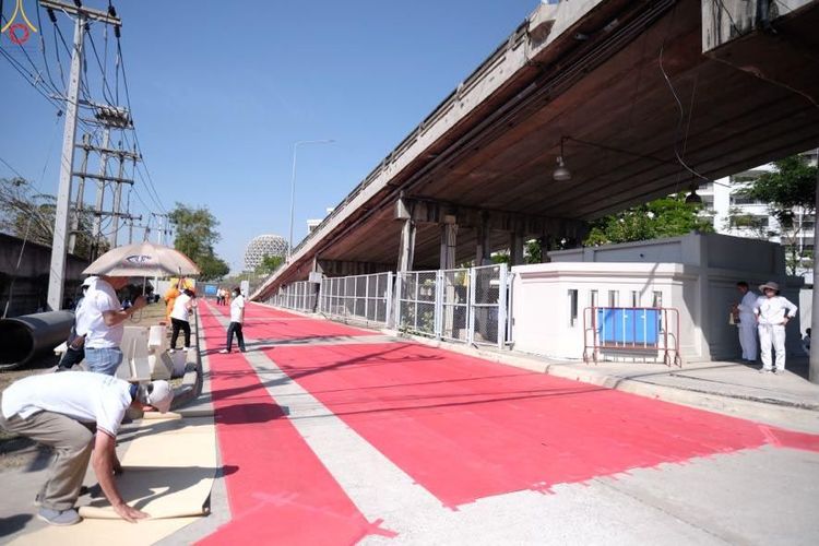 ภาพ No.306528:ภาพเบื้องหลังอาสาสมัครรวมใจ ชุดที่ 5 ในโครงการธรรมยาตรา กตัญญูบูชา มหาปูชนียาจารย์ พระมงคลเทพมุนี(สด จนฺทสโร) พระผู้ปราบมาร อนุสรณ์สถาน 7 แห่ง ปีที่ 14