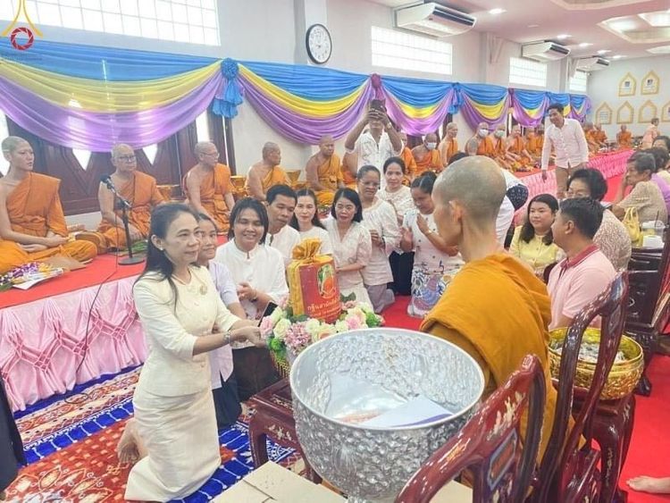 ภาพ No.171653:พิธีทอดกฐิน ณ วัดพลมานีย์ กรุงเทพฯ กฐินสัมฤทธิ์เด็กดี V-Star  โรงเรียนแสงหิรัญ กรุงเทพฯ ในโครงการทอดกฐินสามัคคีทั่วไทย 30,000 วัด บูชาธรรม 80 ปี หลวงพ่อธัมมชโย โดยคณะศิษยานุศิษย์วัดพระธรรมกาย วันที่ 18 ตุลาคม พ.ศ.2567