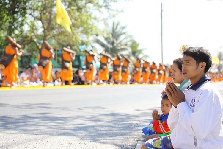 ภาพ No.6718:ประมวลภาพธุดงค์ธรรมชัย ปีที่ 2 วันที่ 13 มกราคม พ.ศ.2556