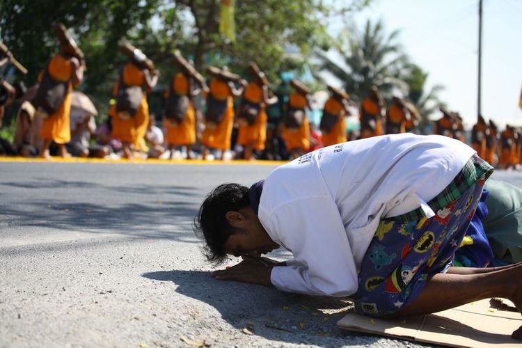 ภาพ No.6719:ประมวลภาพธุดงค์ธรรมชัย ปีที่ 2 วันที่ 13 มกราคม พ.ศ.2556