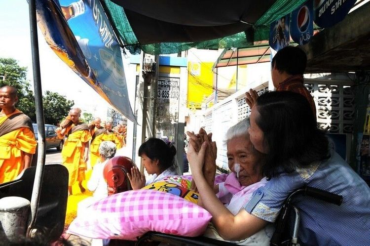 ภาพ No.6939:ประมวลภาพธุดงค์ธรรมชัย ปีที่ 2 วันที่ 14 มกราคม พ.ศ.2556