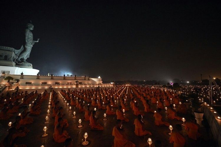 ภาพ No.7497:ประมวลภาพธุดงค์ธรรมชัย ปีที่ 2 วันที่ 22 มกราคม พ.ศ.2556
