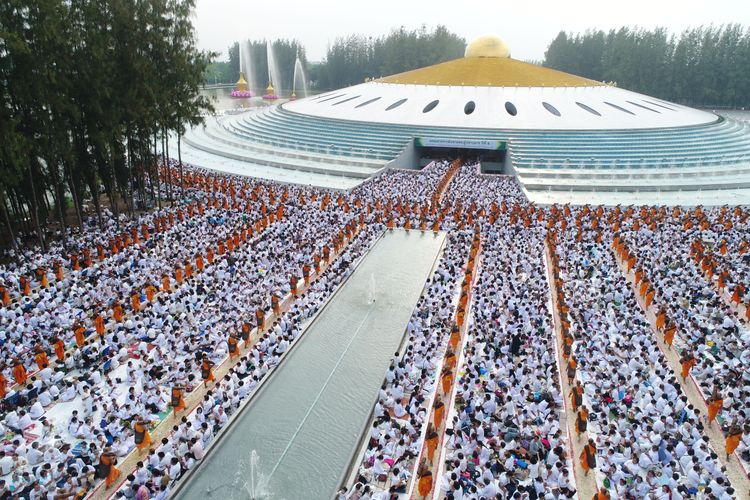 ภาพ No.33218:โครงการธรรมยาตรา เส้นทางพระผู้ปราบมาร ปีที่ 6 ณ วัดพระธรรมกาย