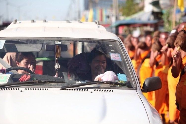 ภาพ No.6773:ประมวลภาพธุดงค์ธรรมชัย ปีที่ 2 วันที่ 13 มกราคม พ.ศ.2556