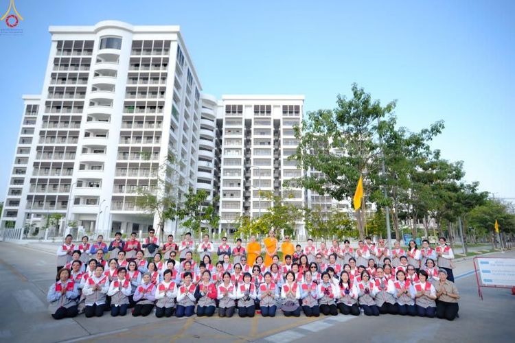 ภาพ No.306516:ภาพเบื้องหลังอาสาสมัครรวมใจ ชุดที่ 5 ในโครงการธรรมยาตรา กตัญญูบูชา มหาปูชนียาจารย์ พระมงคลเทพมุนี(สด จนฺทสโร) พระผู้ปราบมาร อนุสรณ์สถาน 7 แห่ง ปีที่ 14