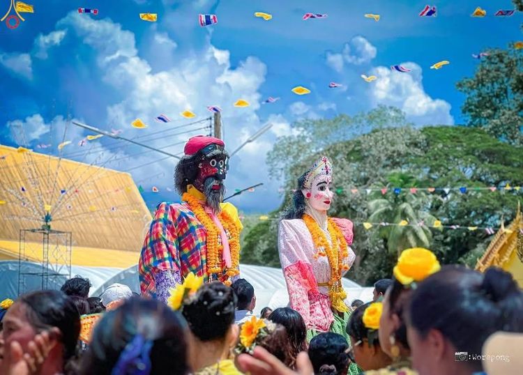 ภาพ No.281700:วันที่ 19 ตุลาคม พ.ศ. 2568 พิธีทอดกฐินสามัคคีทั่วไทย 30,000 วัด  โดยคณะศิษยานุศิษย์ บูชาธรรม 81 ปี  หลวงพ่อธัมมชโย ณ วัดเกาะวัด อ.หาดใหญ่ จ.สงขลา