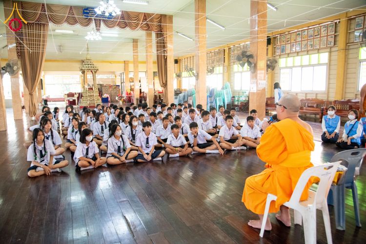 ภาพ No.205243:พิธีทอดผ้าป่าทำนุบำรุงศาสนสถาน ณ วัดบางขัน ตำบลคลองหนึ่ง อำเภอคลองหลวง จังหวัดปทุมธานี ในโครงการธรรมยาตรา กตัญญูบูชา มหาปูชนียาจารย์ พระมงคลเทพมุนี(สด จนฺทสโร) พระผู้ปราบมาร อนุสรณ์สถาน 7 แห่ง ปีที่ 13 วันที่ 30 มกราคม พ.ศ. 2568