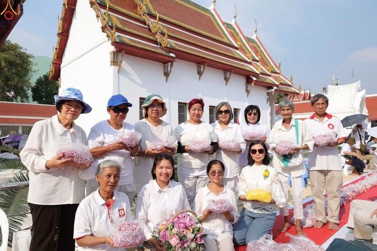 ภาพ No.295027:วันที่ 14 มกราคม พ.ศ. 2569 พิธีต้อนรับพระธรรมยาตรา อนุสรณ์สถานลำดับที่ 4  สถานที่เกิดด้วยกายธรรม ณ วัดโบสถ์บน ต.บางคูเวียง จ.นนทบุรี ในโครงการธรรมยาตรา กตัญญูบูชา มหาปูชนียาจารย์ พระมงคลเทพมุนี(สด จนฺทสโร) พระผู้ปราบมาร อนุสรณ์สถาน 7 แห่ง ปีที่ 14