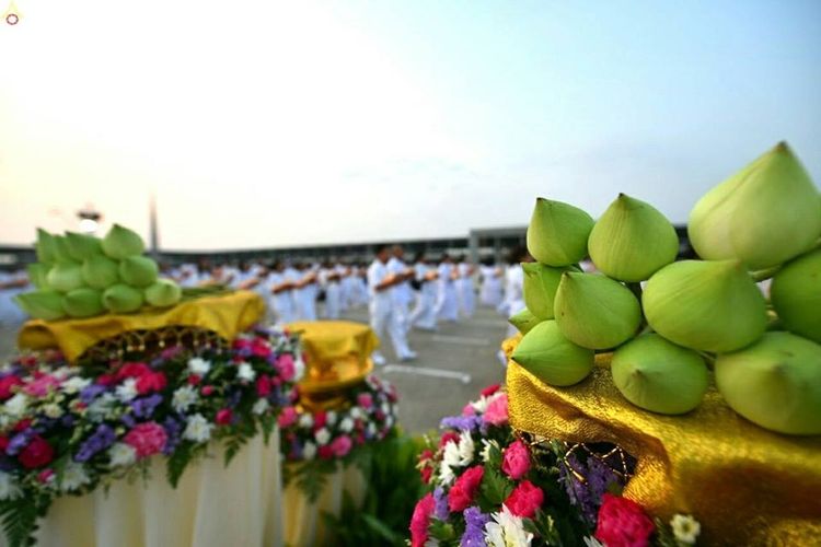ภาพ No.16125:ประมวลภาพพิธีบรรพชาสามเณร 1 แสนรูป ภาคฤดูร้อน ประจำปี พ.ศ.2558