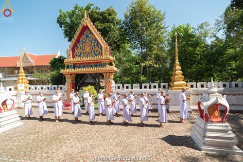 พิธีตัดปอยผม ปลงผม ขอขมารับผ้าไตรและพิธีบรรพชา ในโครงการอุปสมบท บูชาธรรมมหาปูชนียาจารย์ ประจำปี 2564 ชุดที่ 6