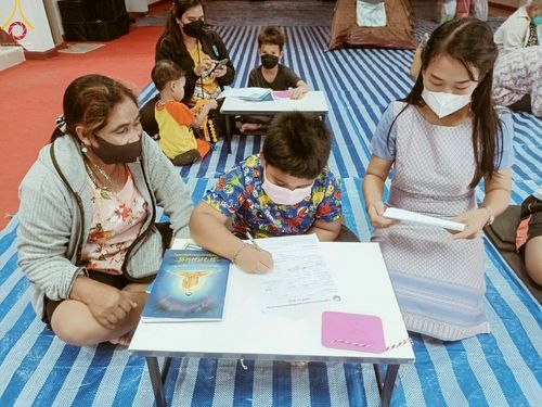 ภาพ No.45727:ประมวลภาพกิจกรรม โครงการบรรพชาสามเณรฟื้นฟูพระพุทธศาสนาทั่วไทย ณ วัดเวฬุวัน และศูนย์ปฏิบัติธรรมและอบรมเยาวชนยะลา