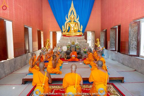 ภาพ No.39852:พิธีตัดปอยผม ปลงผม ขอขมารับผ้าไตรและพิธีบรรพชา ในโครงการอุปสมบท บูชาธรรมมหาปูชนียาจารย์ ประจำปี 2564 ชุดที่ 7