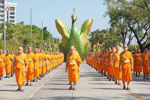 ภาพ No.42639:พิธีอัญเชิญมยุรนาวากาศ ประดิษฐาน ณ อาคาร 100 ปี เนื่องในวันคล้ายวันเกิด ครบ 113 ปี คุณยายอาจารย์มหารัตนอุบาสิกาจันทร์ ขนนกยูง