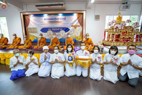 ภาพ No.53292:ประมวลภาพพิธีทอดกฐินสามัคคี ณ วัดอิสาน จ.นครราชสีมา