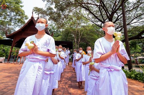 ภาพ No.44730:ประมวลภาพพิธีบรรพชา ในโครงการบรรพชาสามเณร ฟื้นฟูพระพุทธศาสนาทั่วไทย ณ เมืองโบราณ