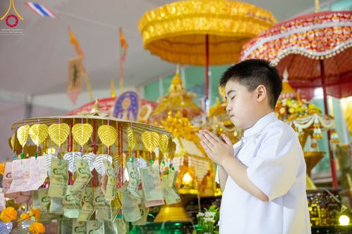 ภาพ No.56401:ประมวลภาพพิธีทอดกฐินสามัคคี ณ วัดลาดประทุมทอง จ.สุพรรณบุรี (วันที่ 30 ตุลาคม พ.ศ. 2565)