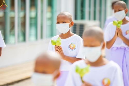 ภาพ No.44051:ประมวลภาพพิธีบรรพชาสามเณร โครงการบรรพชาสามเณรฟื้นฟูพระพุทธศาสนาทั่วไทย ณ ศูนย์อบรมเยาวชนธุดงคสถานชุมพร